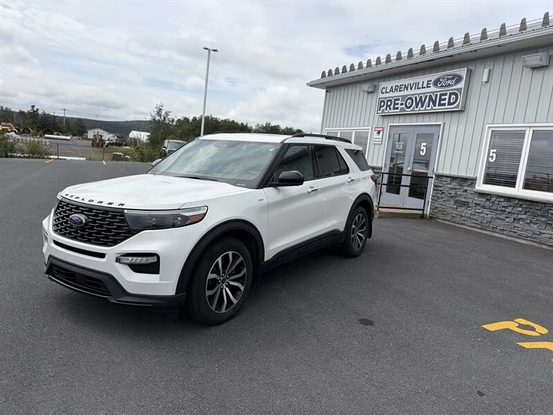 Used 2022 White Ford ST-Line image 2