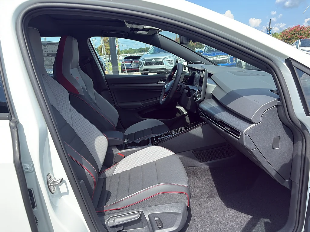 New 2026 Opal White Pearl Volkswagen 2.0T SE DSG image 15