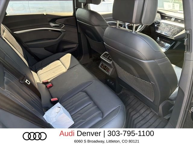 Used 2022 Black Audi  image 11