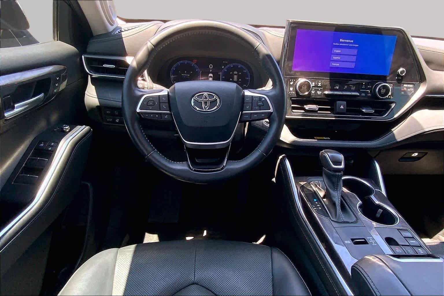 Used 2023 Cypress Toyota Limited image 6