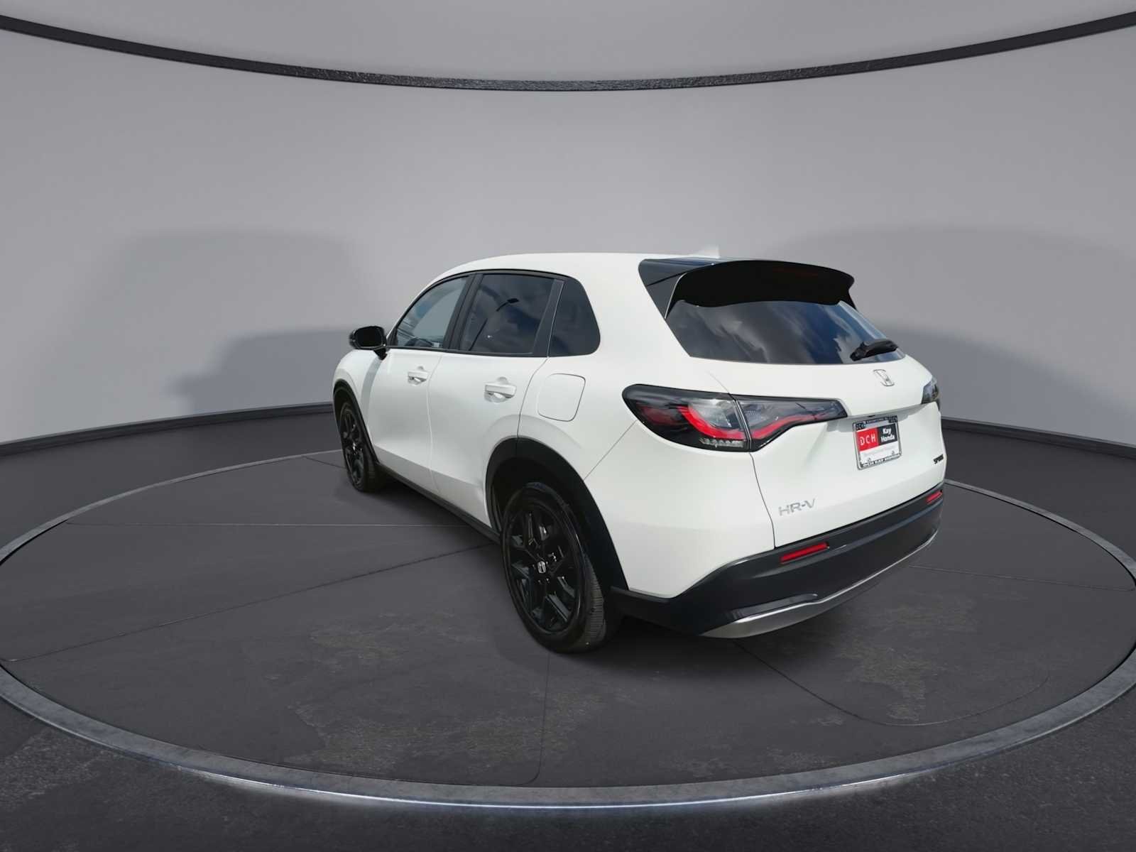 Used 2024 Platinum White Pearl Honda Sport image 6