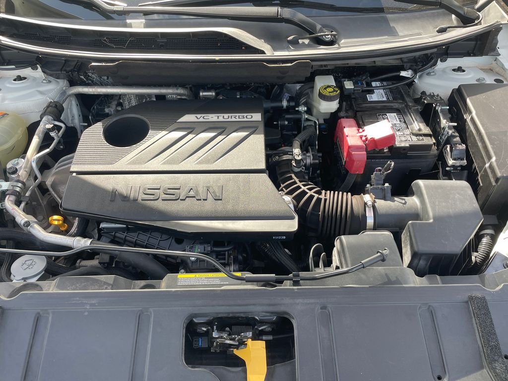 Used 2023 White Nissan S image 22