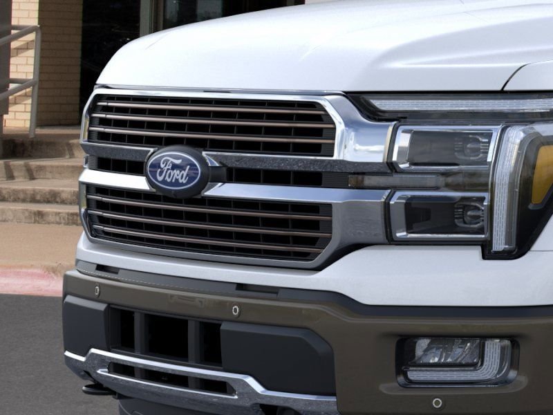 New 2026 Star White Metallic Tri-Coat Ford King Ranch® image 18
