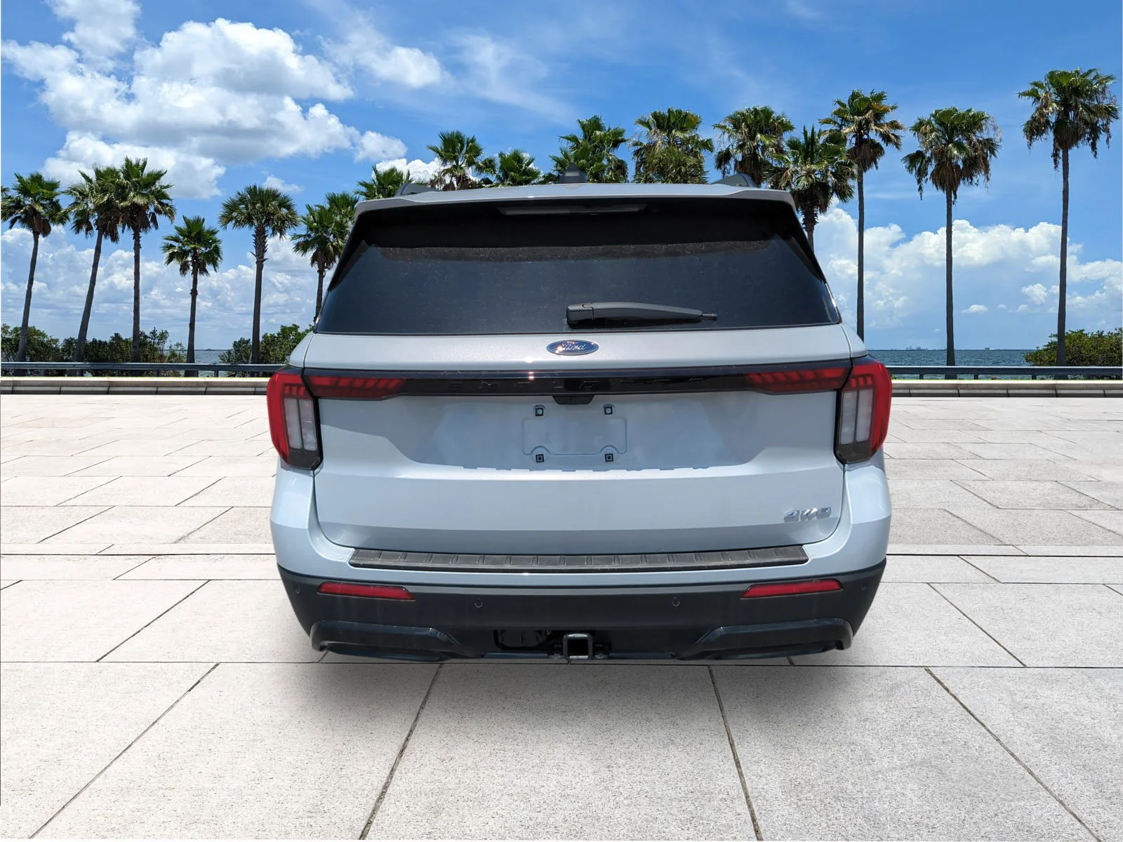 New 2026 Space White Metallic Ford ST-Line image 6