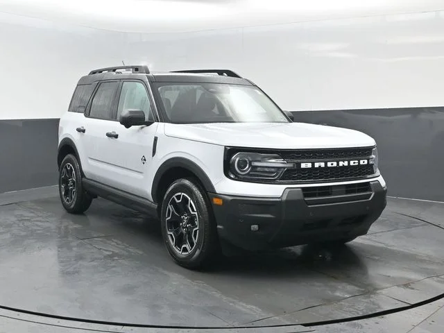 New 2026 Space White Metallic Ford Outer Banks® image 2