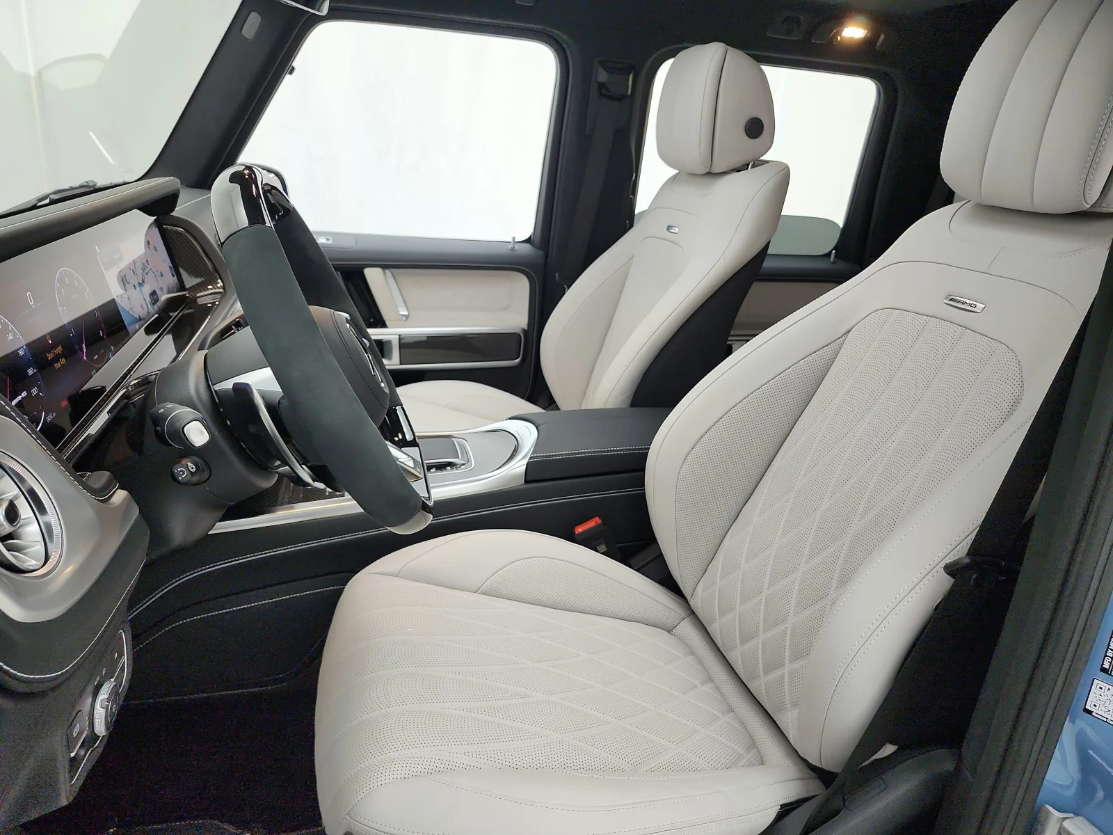 Certified Used 2025 MANUFAKTUR China Blue Non-Metallic Mercedes-Benz AMG® G 63 SUV image 23
