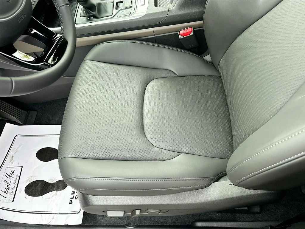 2026 Kia Carnival LXS - Photo 19