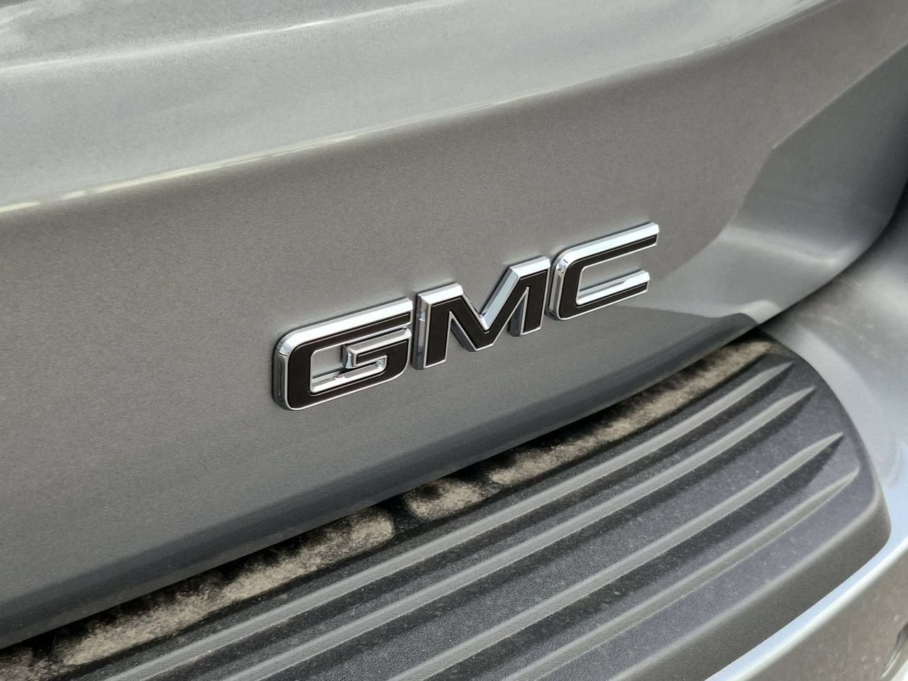 2026 GMC Yukon Denali - Photo 30