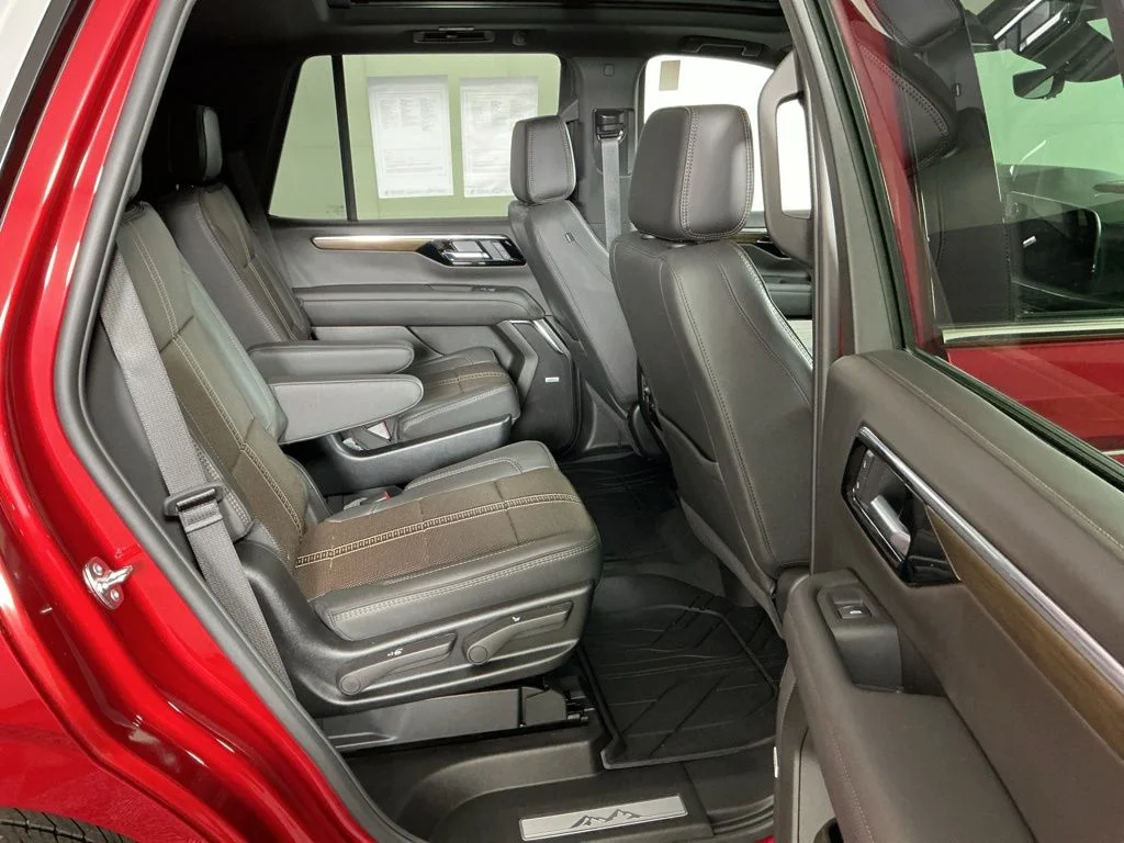 Used 2026 Red Chevrolet High Country image 9