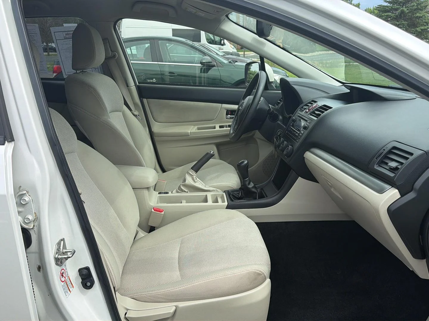 Used 2013 Satin White Pearl Subaru Premium image 22