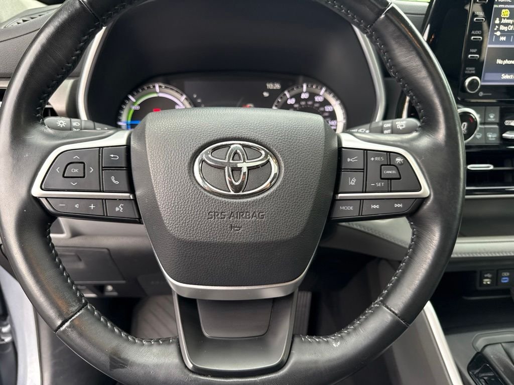 Used 2022 Brown Toyota XLE image 27