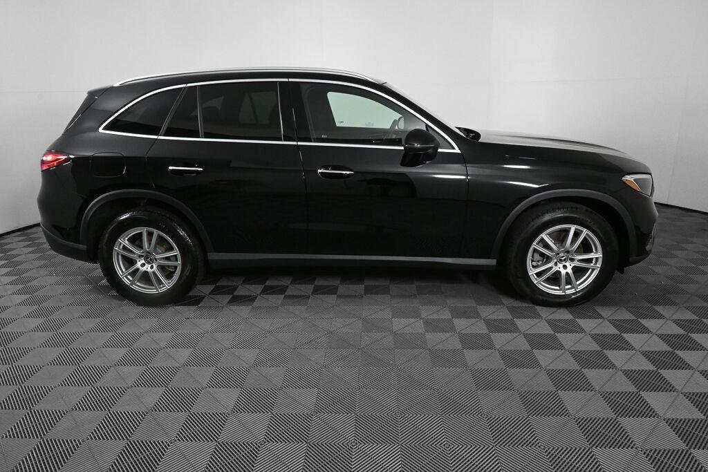 Certified Used 2025 Black Mercedes-Benz GLC 300 image 25