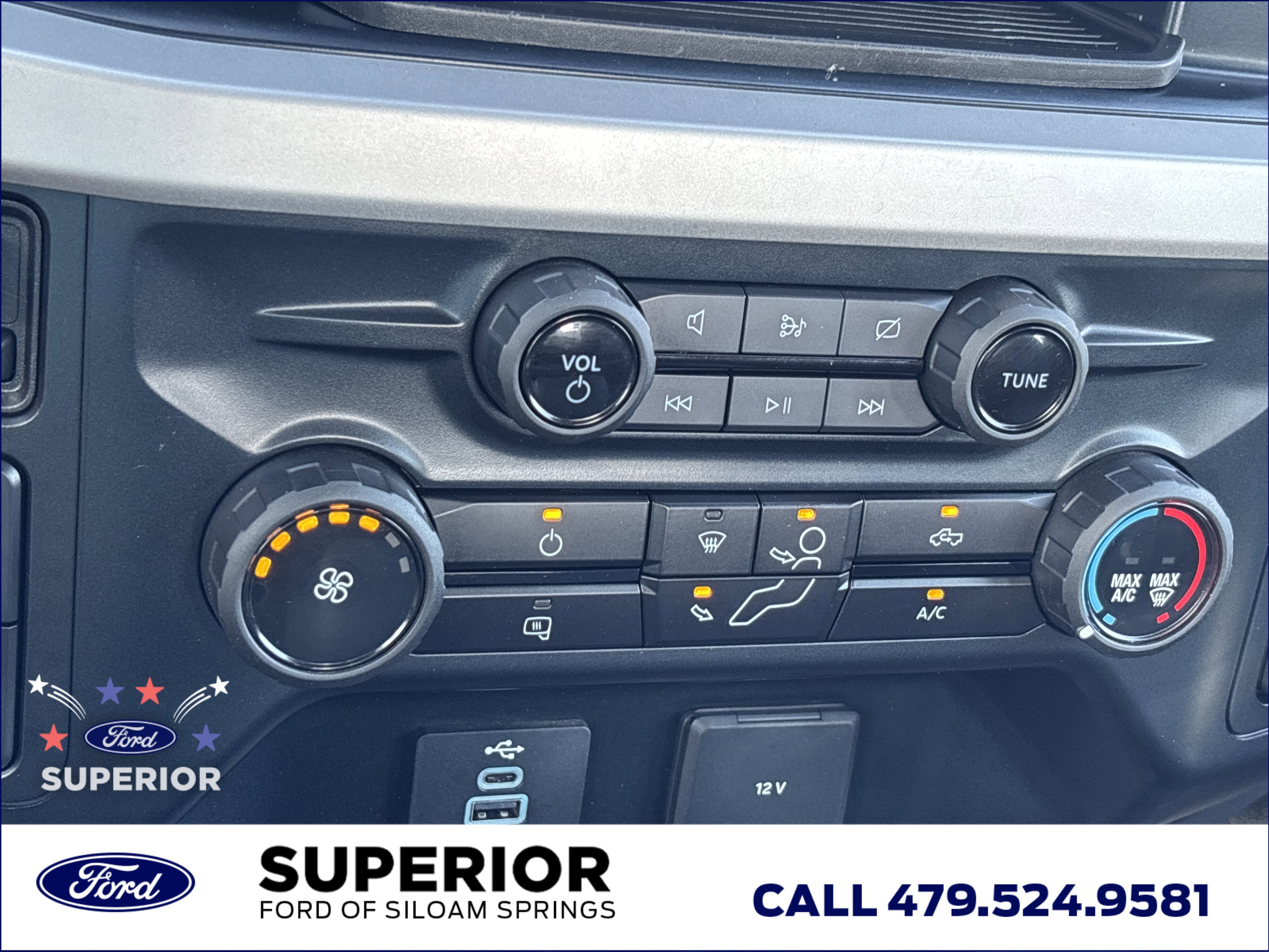 Used 2023 Oxford White Ford XL Crew Cab 4WD image 33