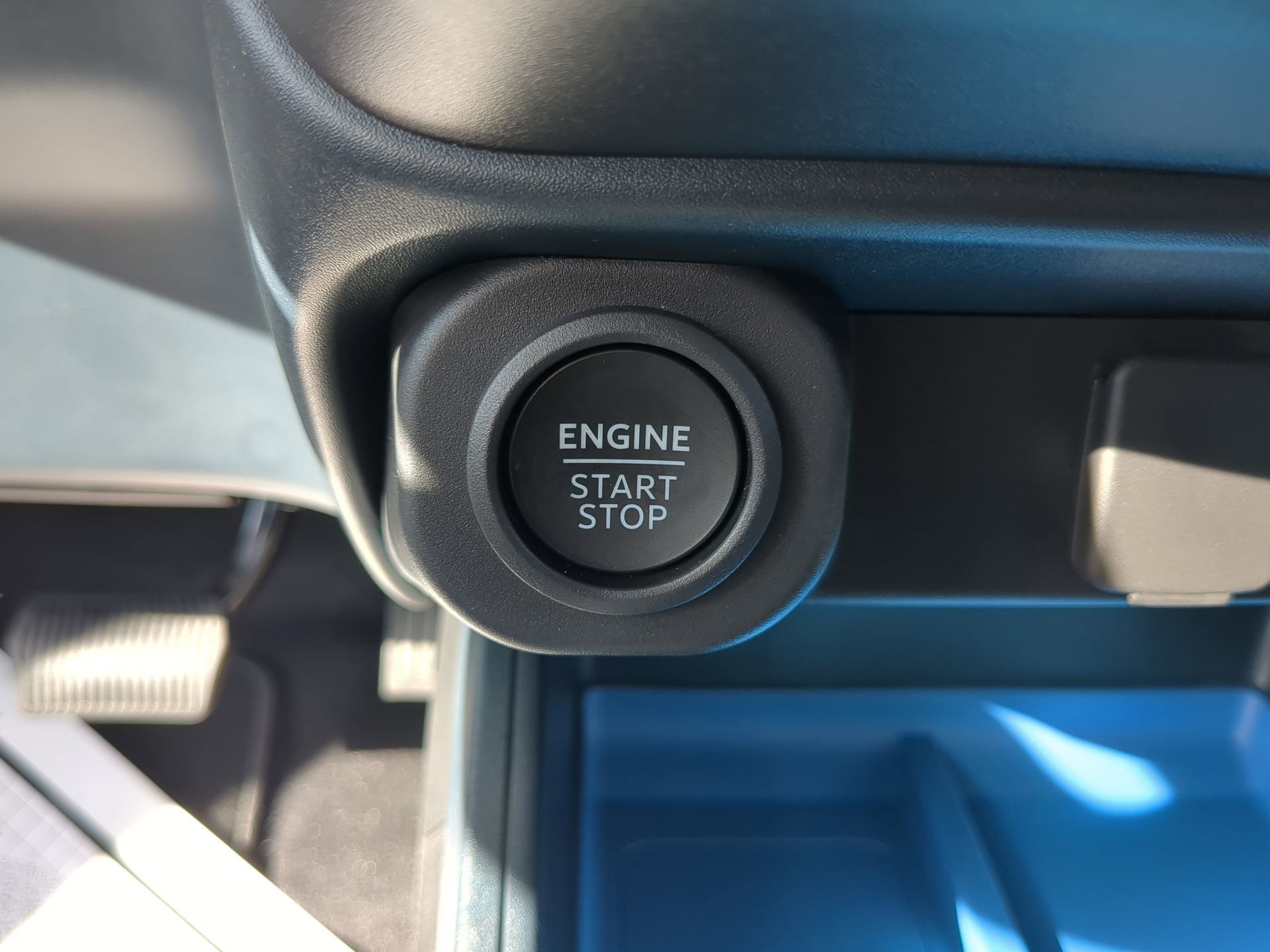 New 2026 Oxford White Ford XLT image 57