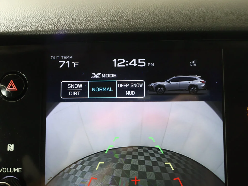 Used 2025 Black Subaru Onyx Edition image 46