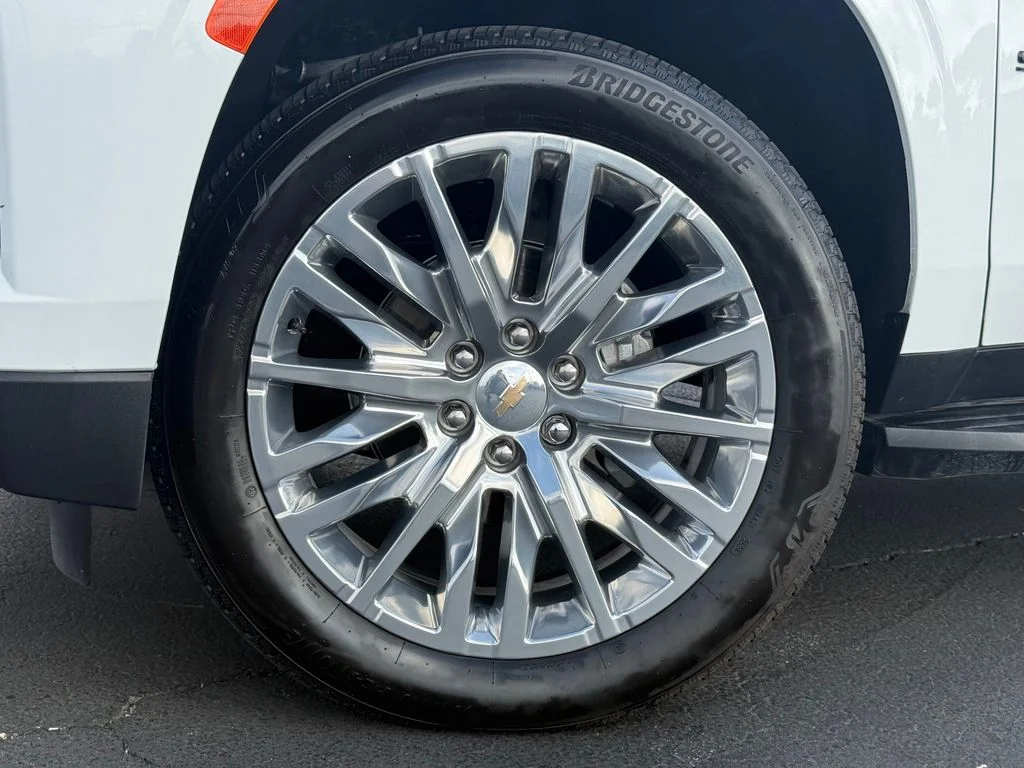 Used 2024 White Chevrolet RST image 3