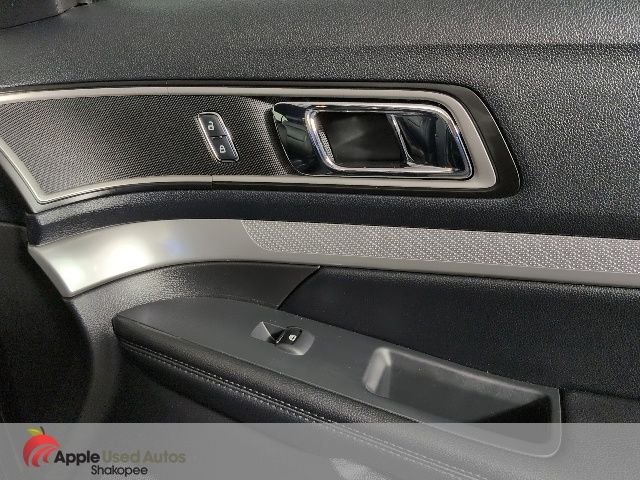 Used 2016 Black Ford XLT image 46
