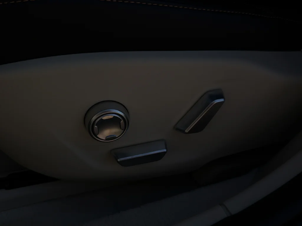 Used 2023 Silver Lucid Touring image 10