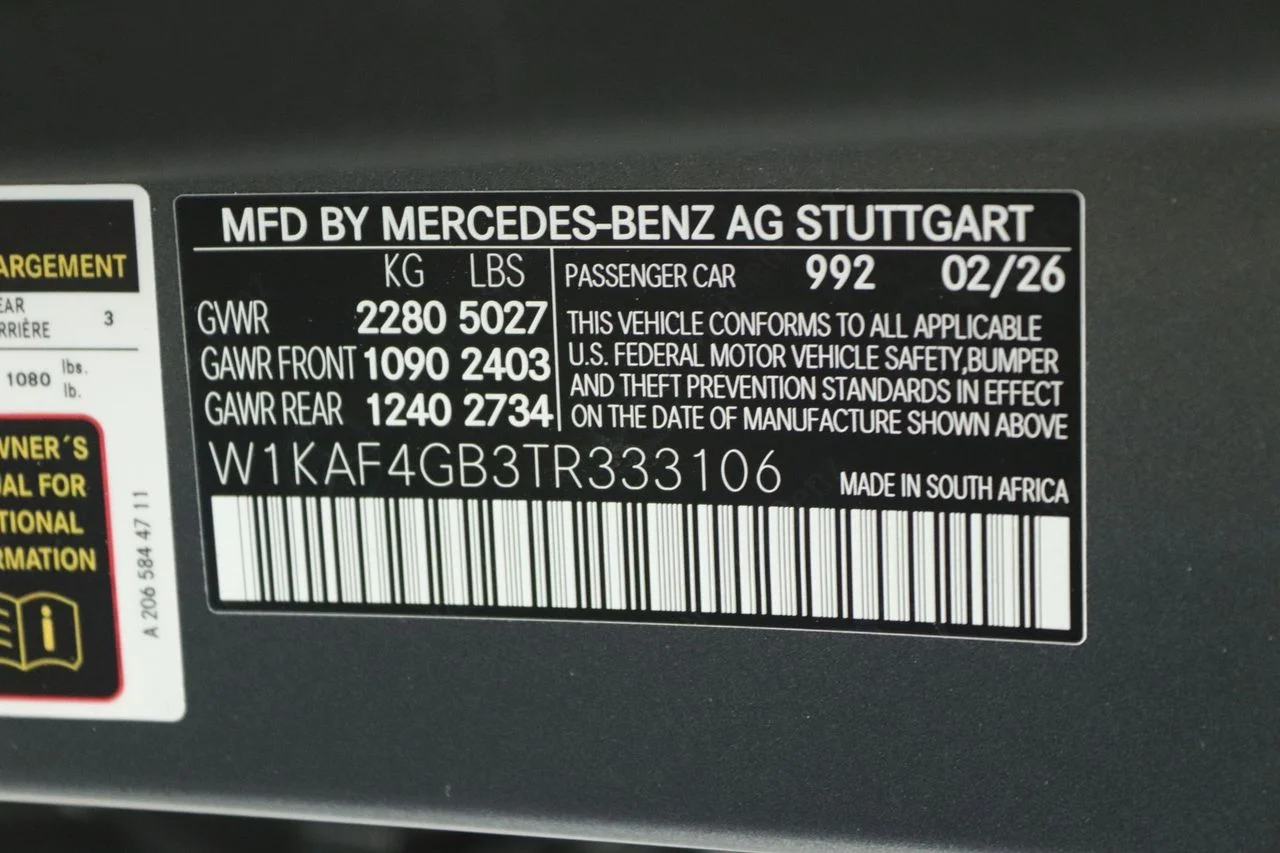 New 2026 Selenite Grey Metallic Mercedes-Benz C 300 image 12