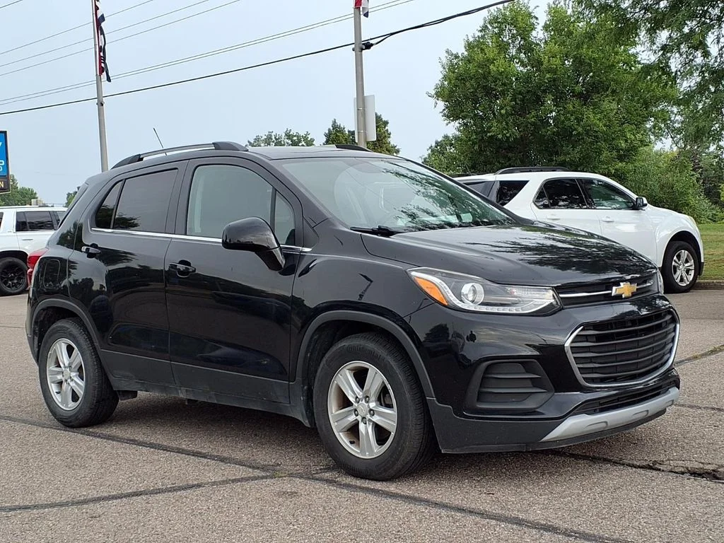 Used 2017 Black Chevrolet LT image 3