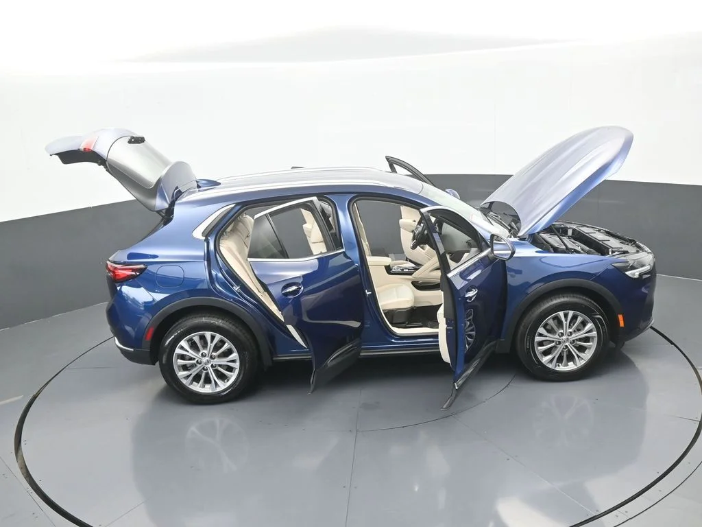 Used 2023 Sapphire Metallic Buick Preferred image 70