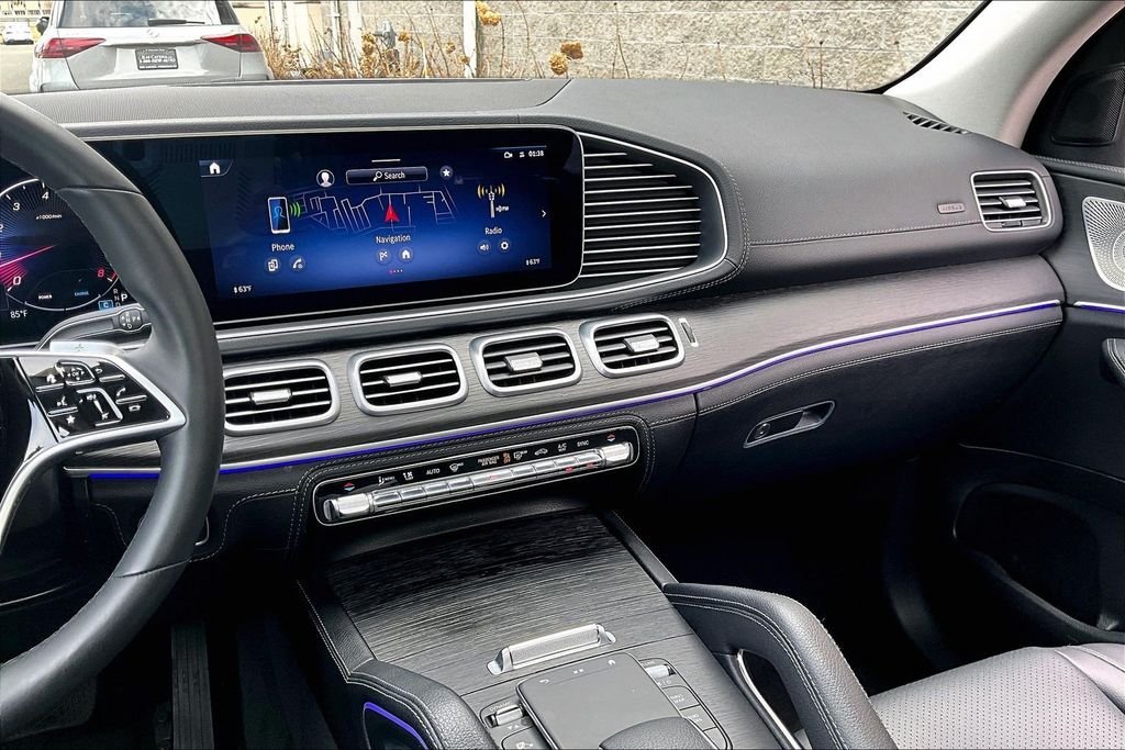 Certified Used 2024 Black Mercedes-Benz GLS 450 image 6