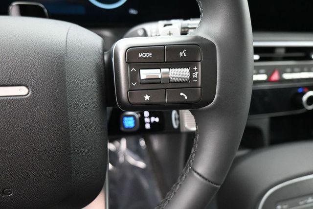 New 2026 Gray Hyundai SEL 7P image 18
