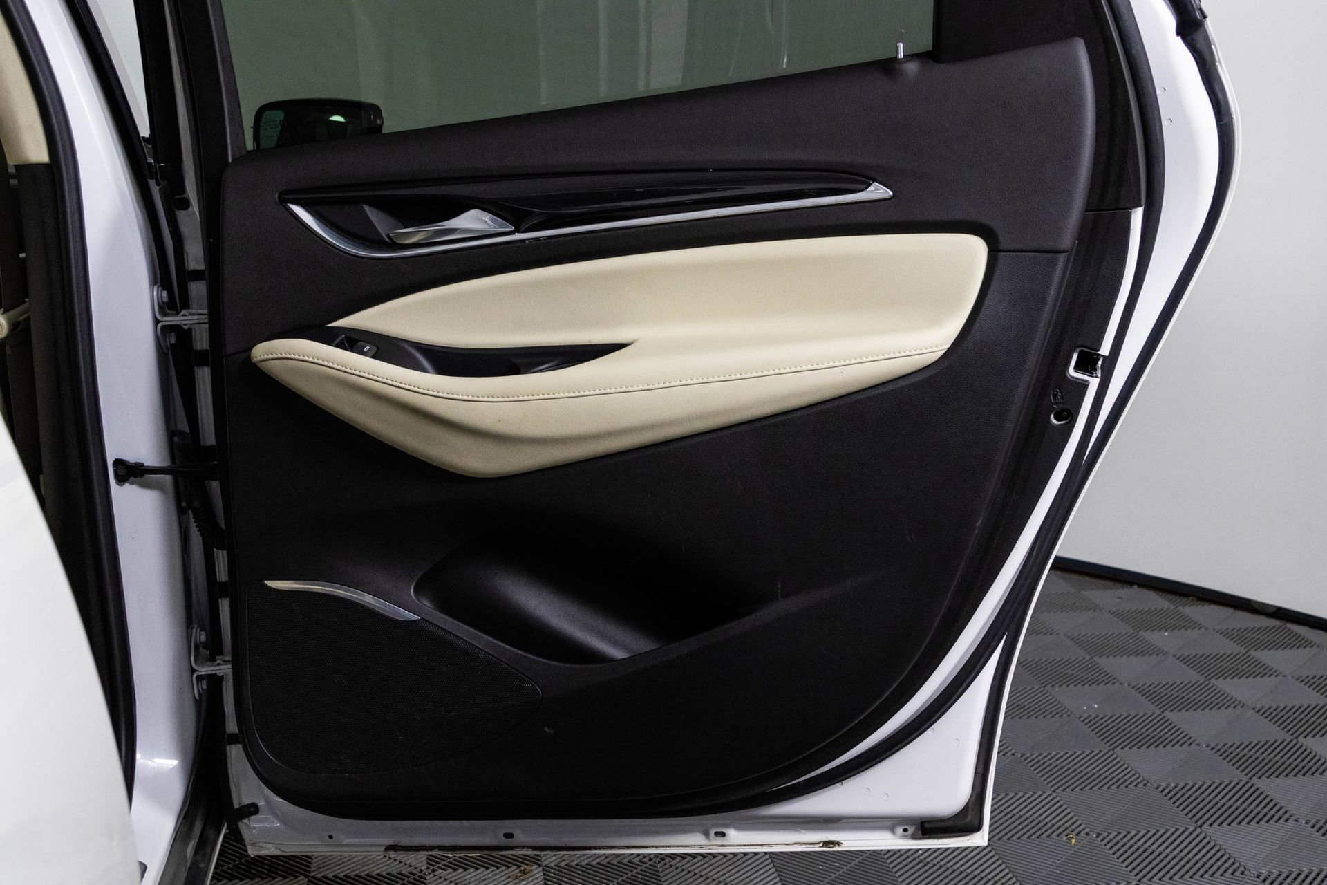 2023 BUICK ENCLAVE - Image 39