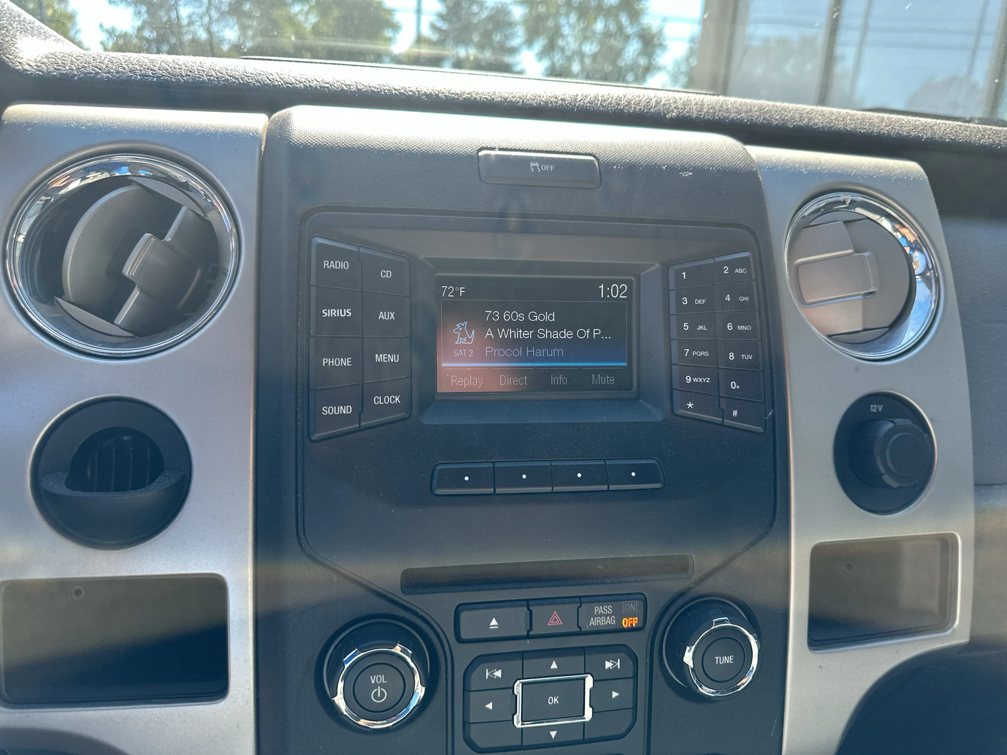 Used 2014 Ruby Red Metallic Tinted Clearcoat Ford XLT image 7