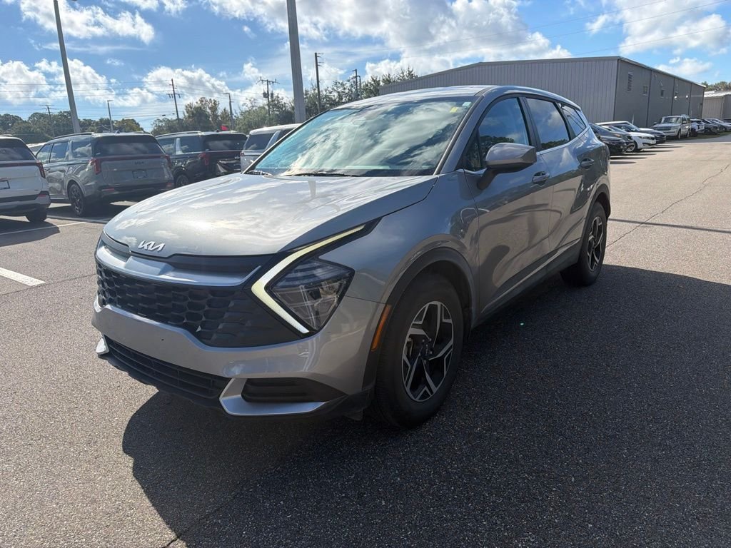 Certified Used 2025 Steel Gray Kia LX image 9