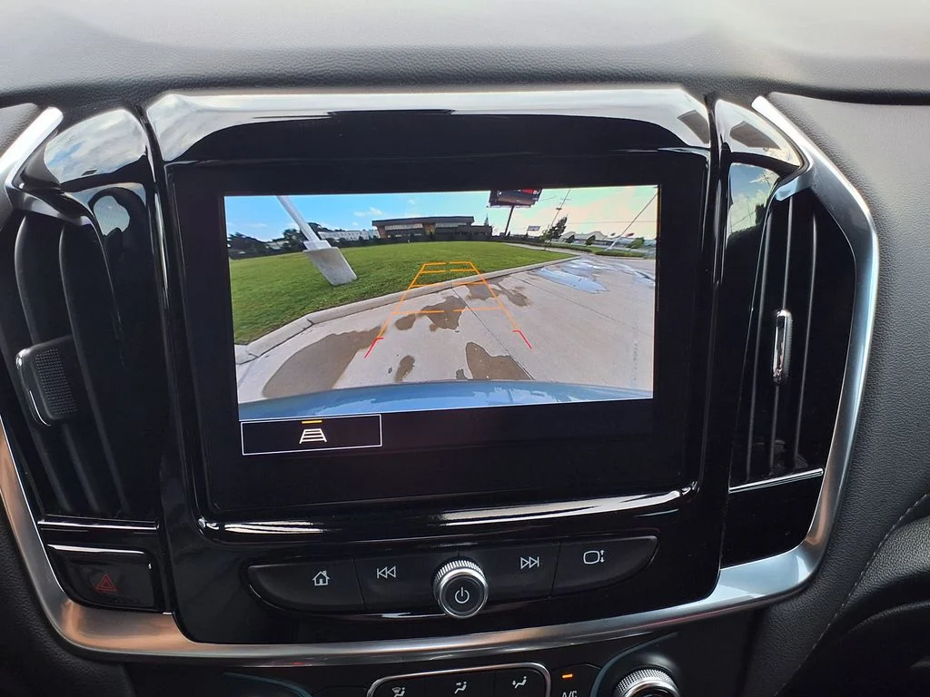 Used 2023 Gray Chevrolet LT image 30
