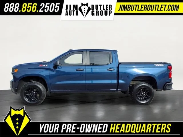 Used 2020 NORTHSKY BLUE METALLIC Chevrolet Custom Trail Boss image 18