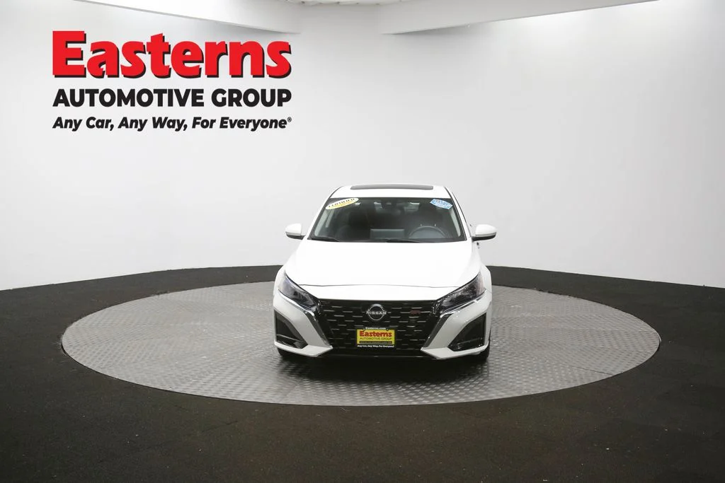 Used 2024 White Nissan 2.5 SV image 53