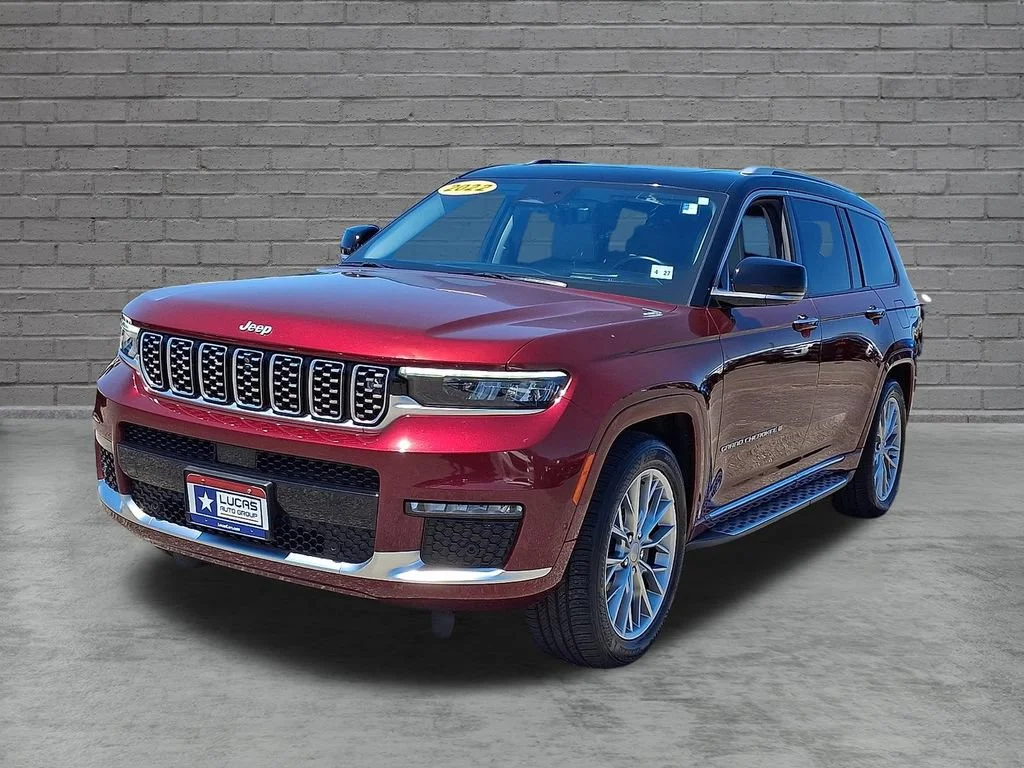 Used 2022 Velvet Red Pearlcoat Jeep Summit image 5