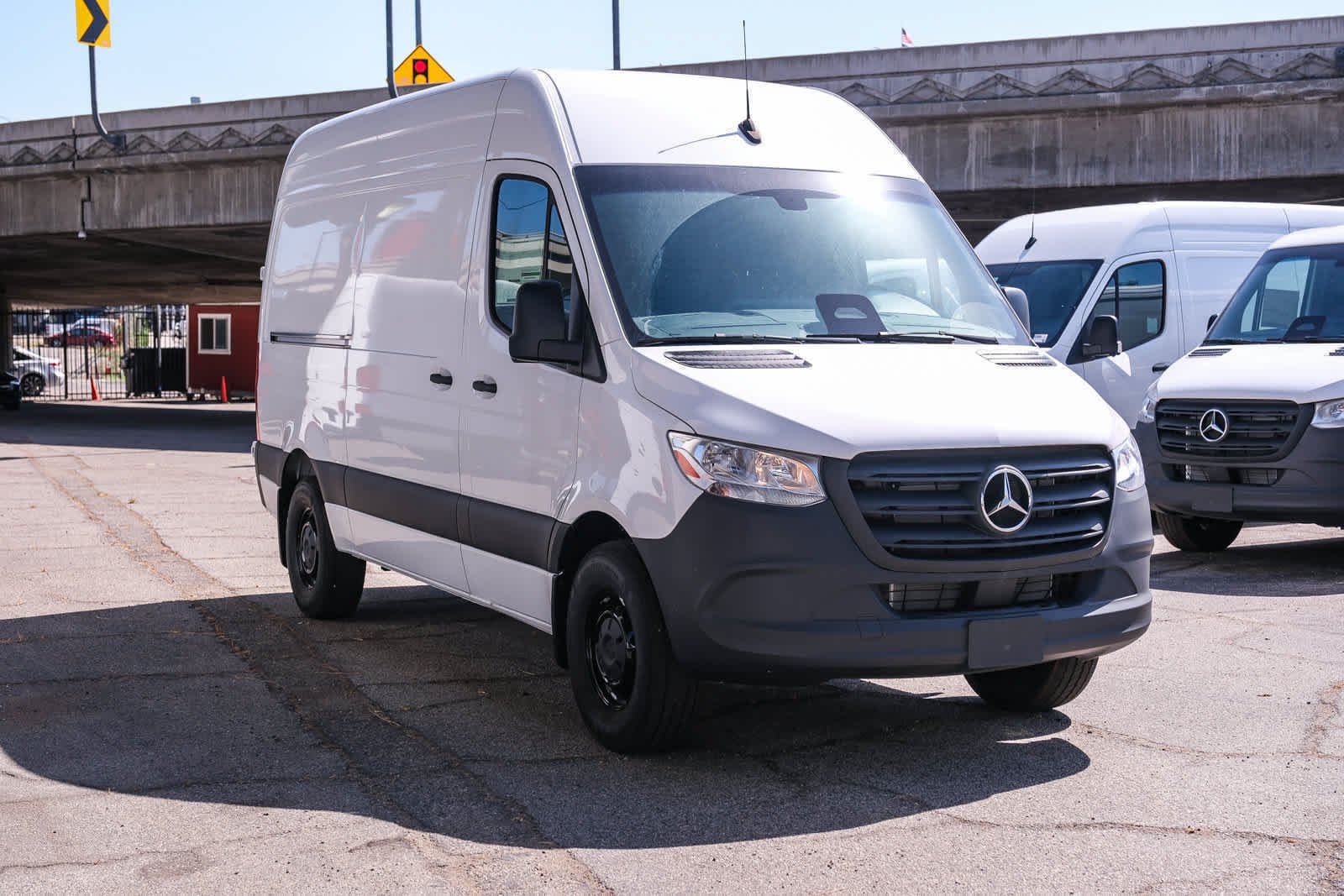 New 2025 Arctic+White Mercedes-Benz Cargo 144 WB  RWD 2.0L 4-Cylinder image 3