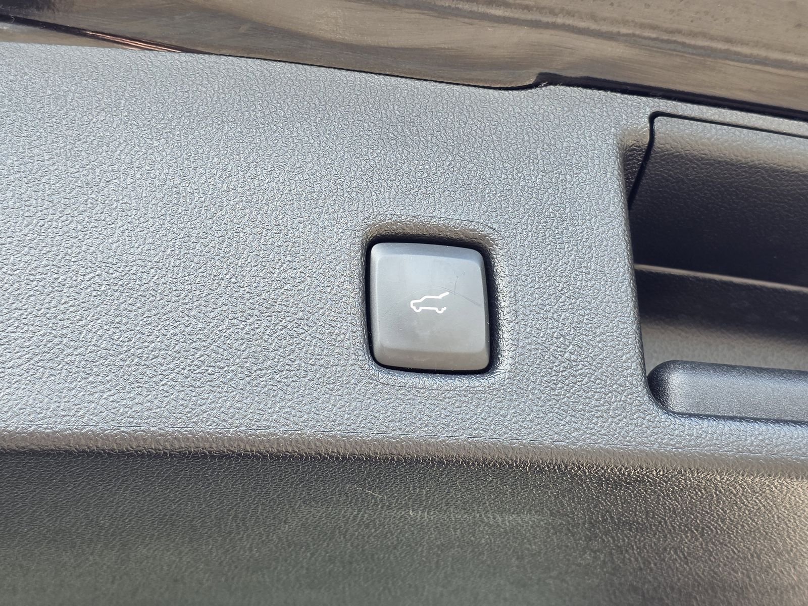 Used 2024 Black Ford ST-Line image 30