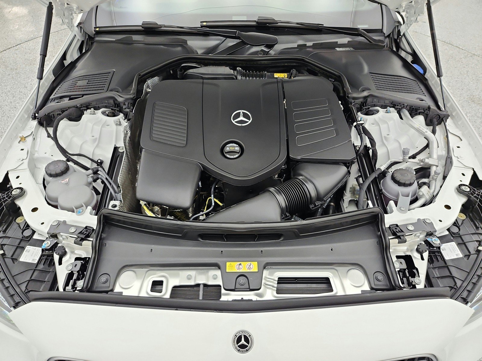 New 2026 Polar White Mercedes-Benz C 300 Sedan image 33