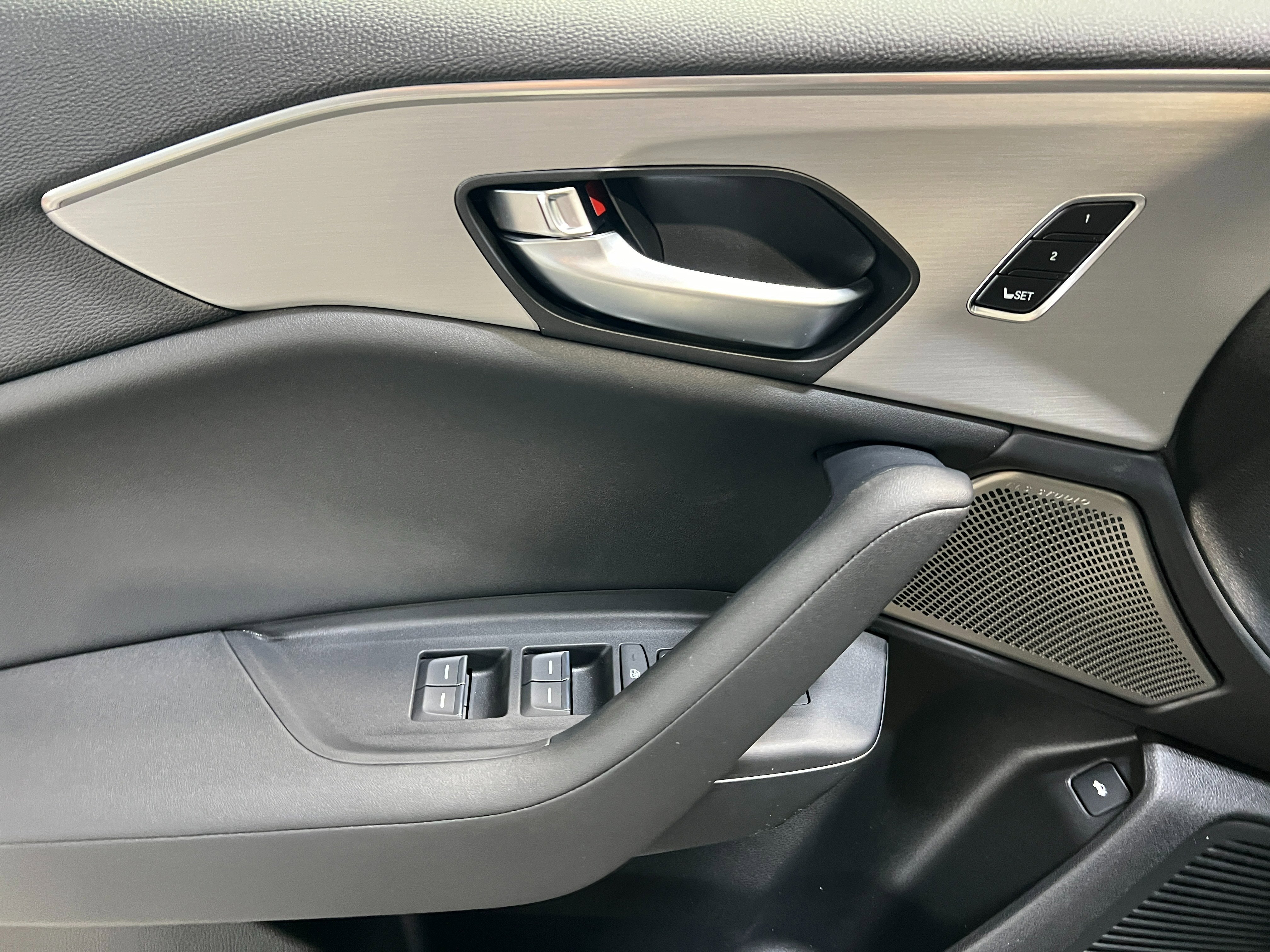 2025 Acura TLX Technology Package - Photo 12