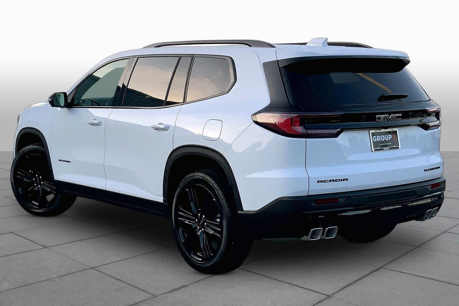 New 2027 Summit White GMC Elevation image 11