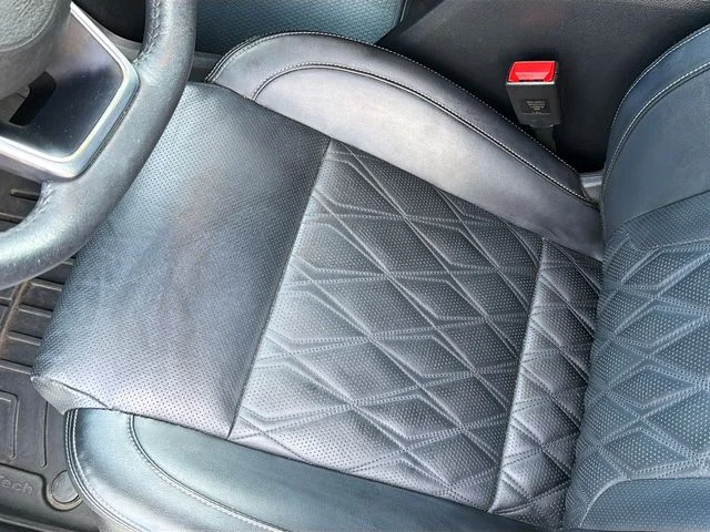Used 2022 Gray Nissan Platinum image 20