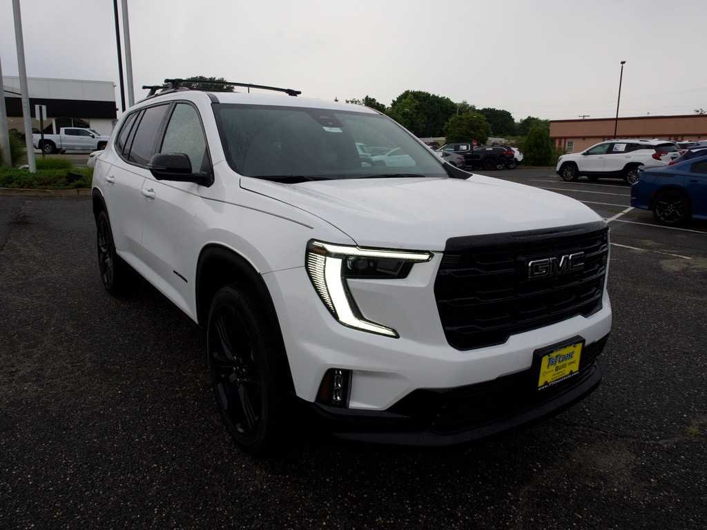 2026 GMC Acadia Elevation - Photo 3