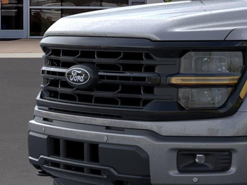 New 2026 Carbonized Gray Metallic Ford XLT image 17