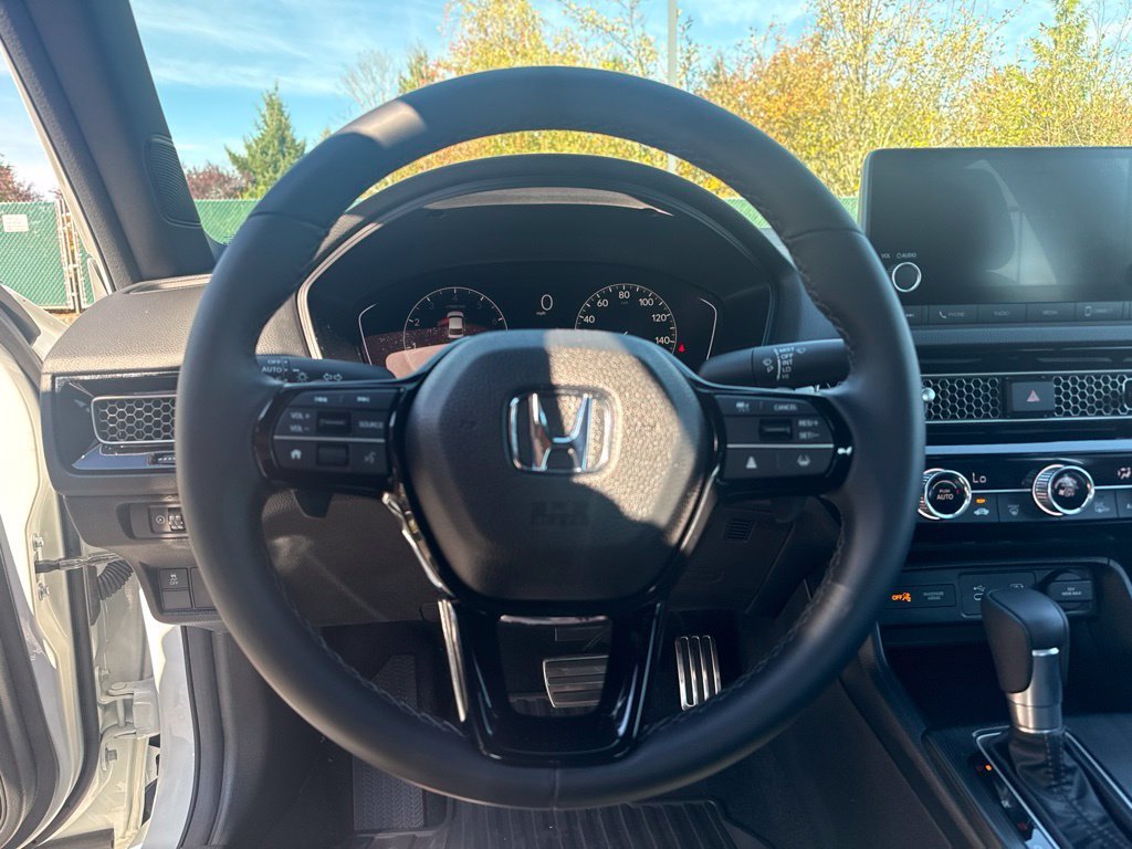 Used 2026 Platinum White Pearl Honda Sport image 9