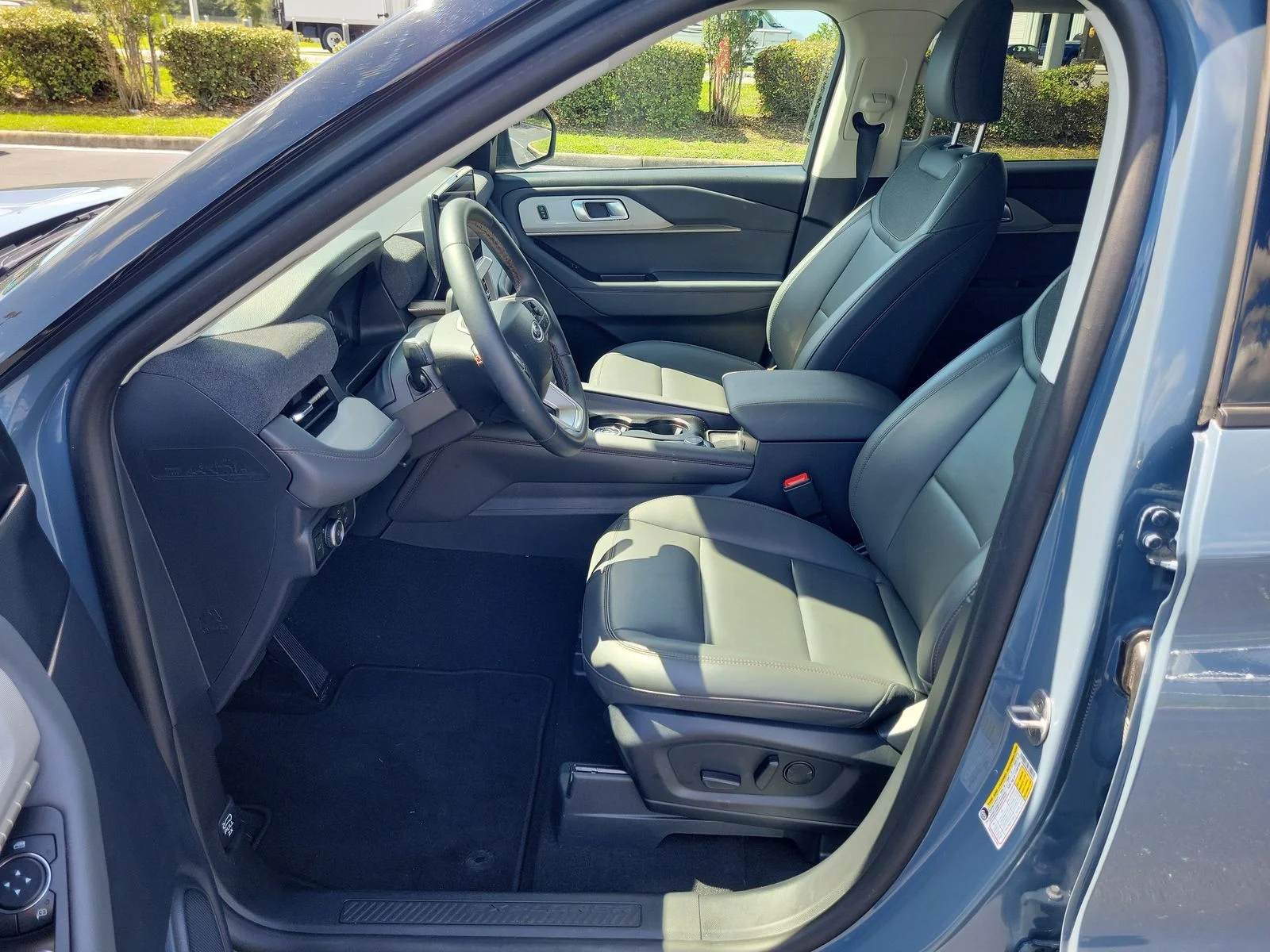 Certified Used 2025 Blue Ford Active image 19