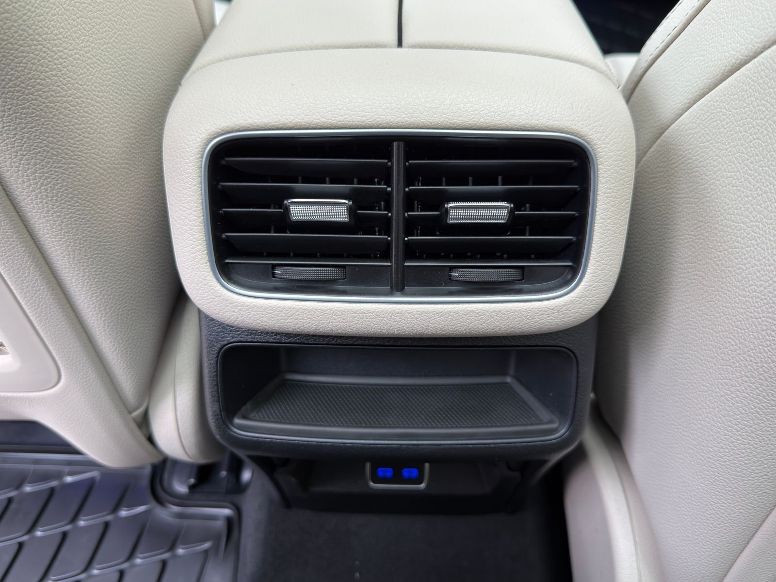 New 2026 Polar White Mercedes-Benz GLE 450 image 16
