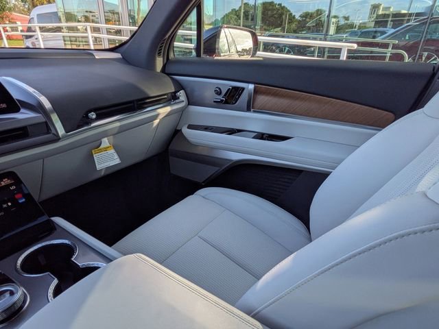 2026 Cadillac VISTIQ Luxury - Photo 18