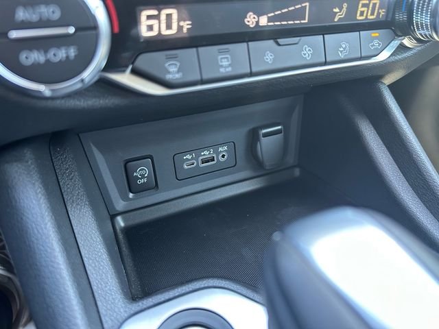 New 2025 Nissan Sentra Xtronic CVT SR