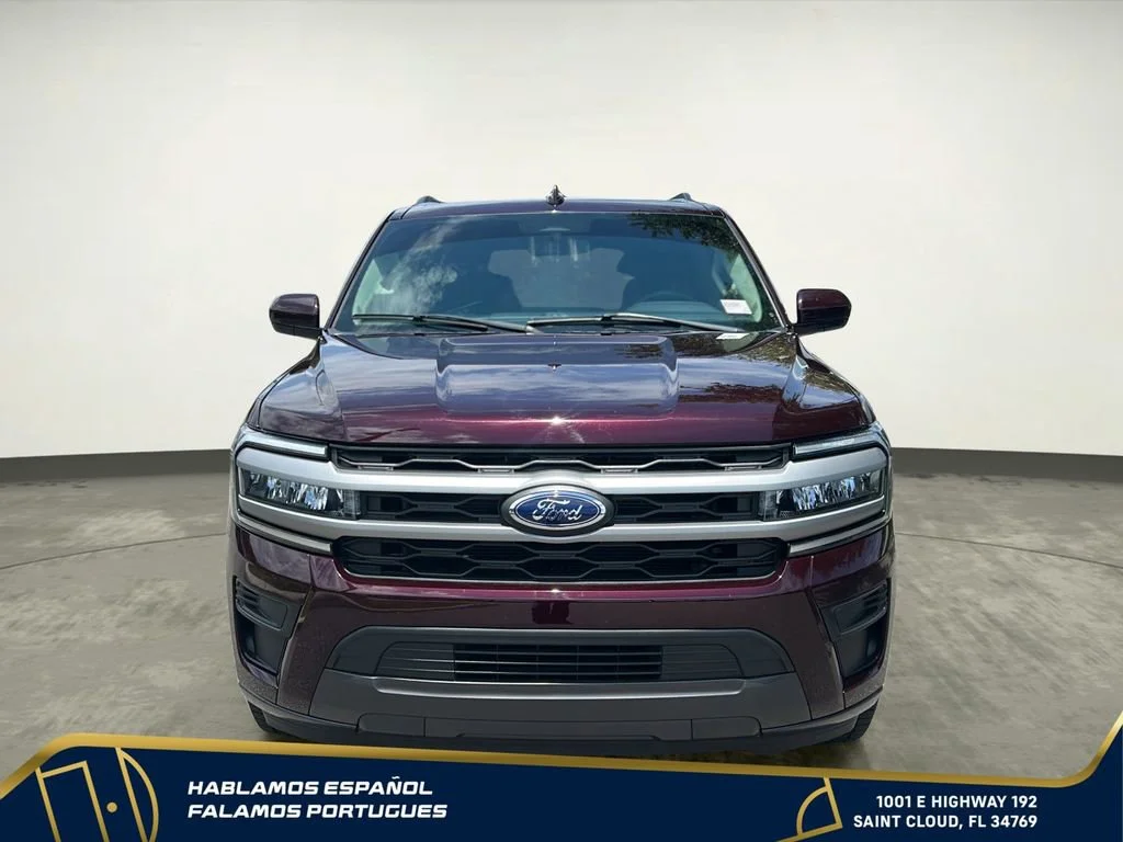 Used 2024 Red Ford XLT image 9