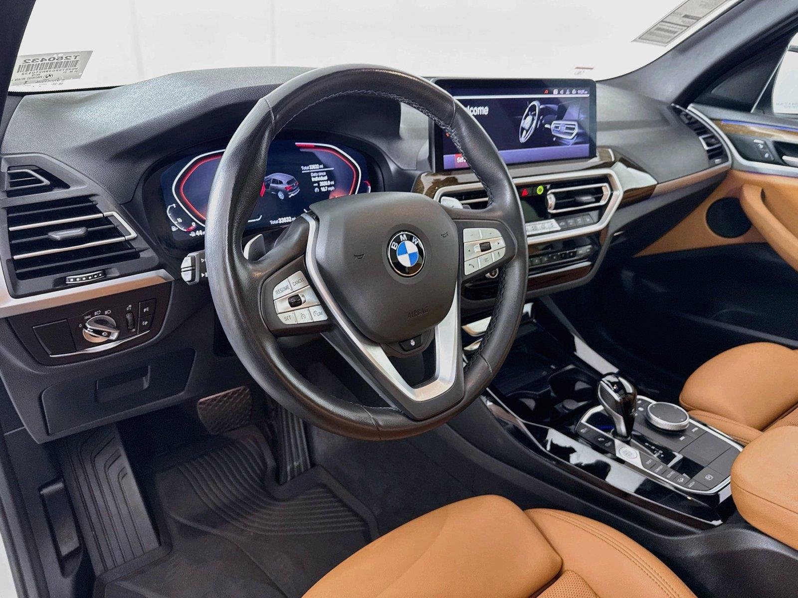 Used 2024 Alpine White BMW xDrive30i image 4