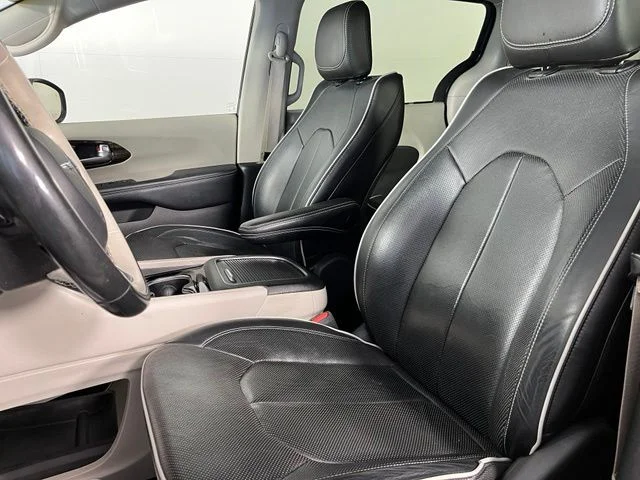 Used 2021 Gray Chrysler Limited image 17